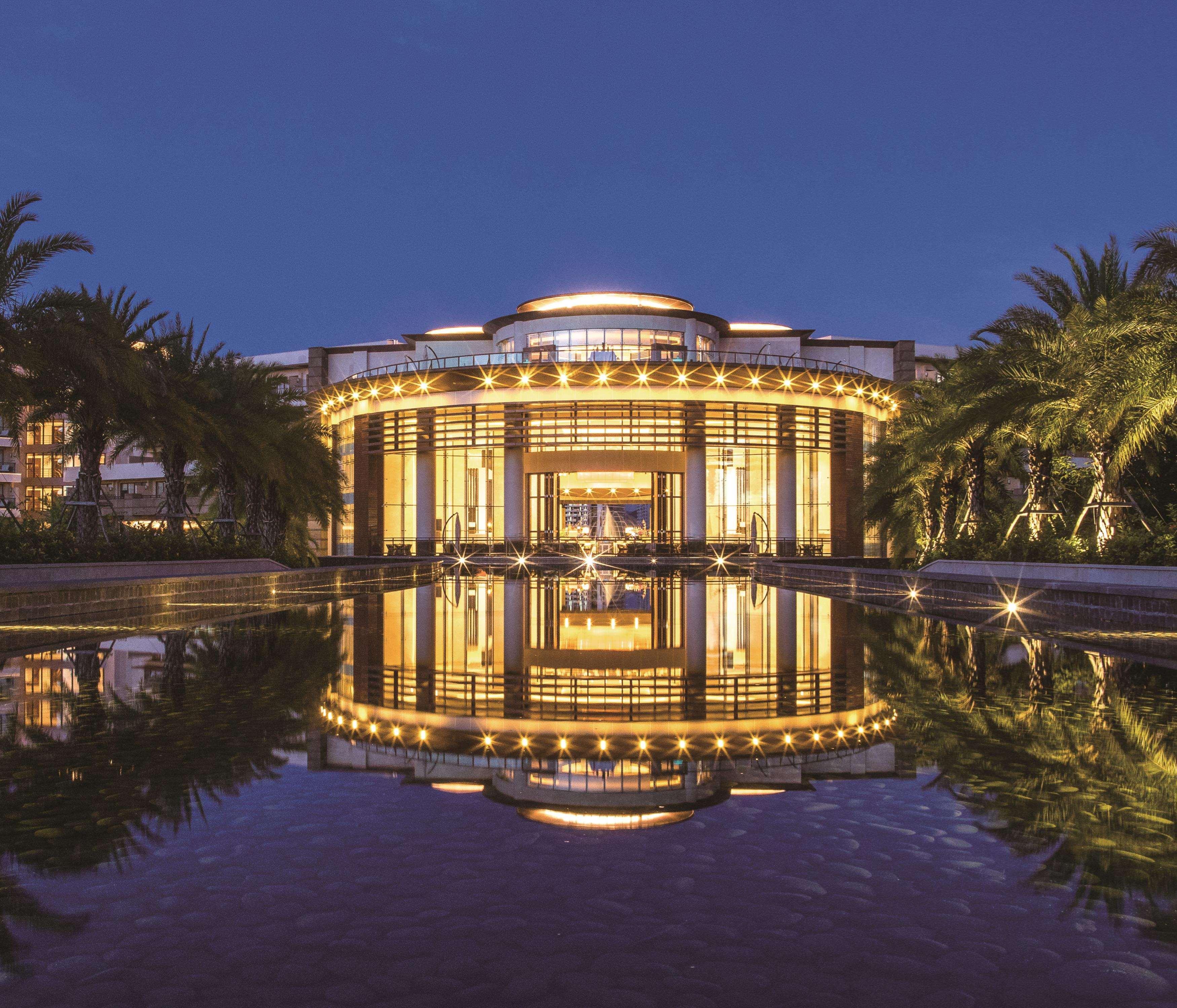 Thousand Cranes Sanya Yazhou Bay Int'L Exchange Centre,Curio By Hilton Extérieur photo